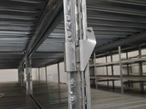 klamra do łączenie regałów