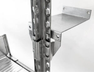 Mocowanie regału do ściany