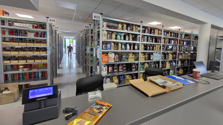 Regały magazynowe dla branży motoryzacyjnej